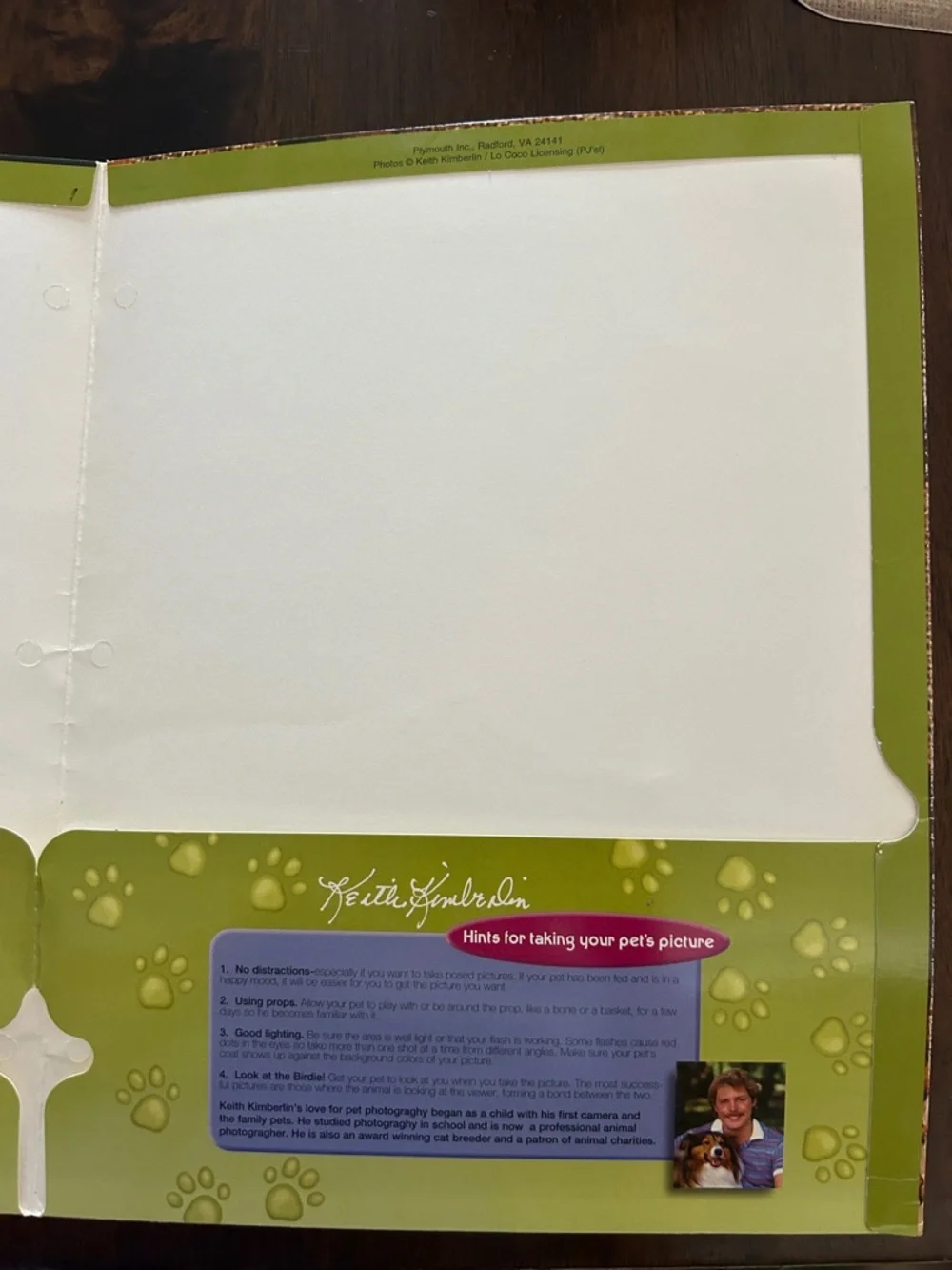 Cuddly Cuties Vntg Puppy Folder Cream & White Puppies & Puppy on back cover